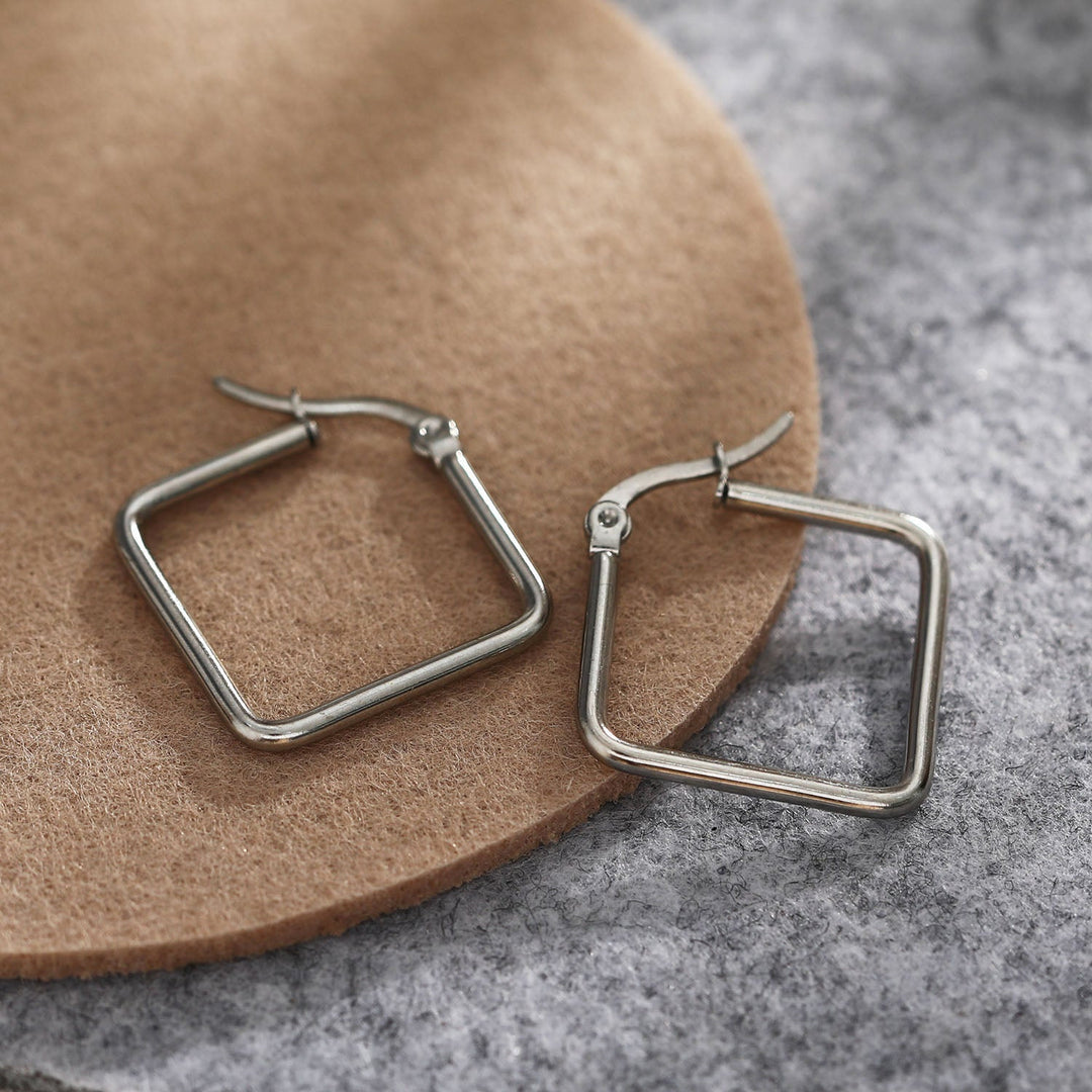 REILYNN Small Square Shaped Hoops. In Gold & Silver.